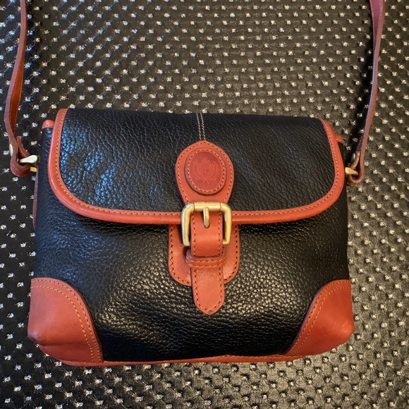 Liz Claiborne Handbags - Liz Claiborne Vintage Accessories Genuine Leather Brown and Black Crossbody Bag
